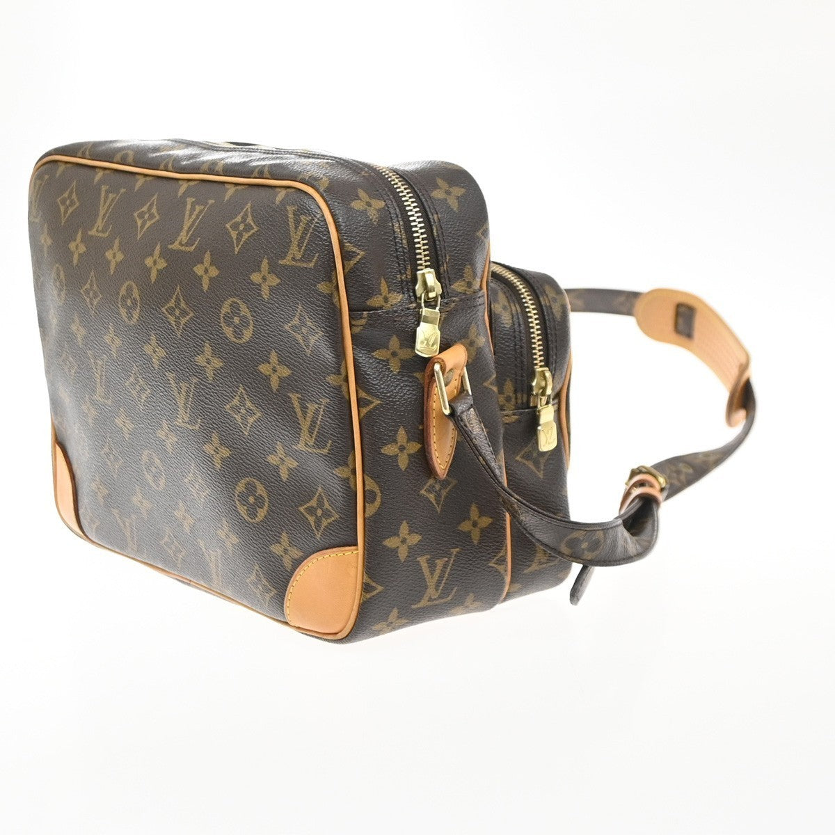 LOUIS VUITTON Nile Crossbody Shoulder Bag Monogram Leather Brown M45244 95SA137