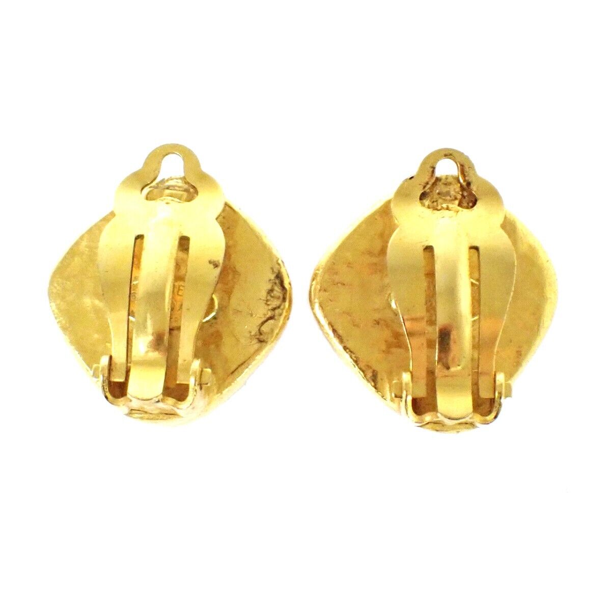 CHANEL CC Logo Button Earrings Clip-On 97A GHW France Vintage Accessory 83RH863