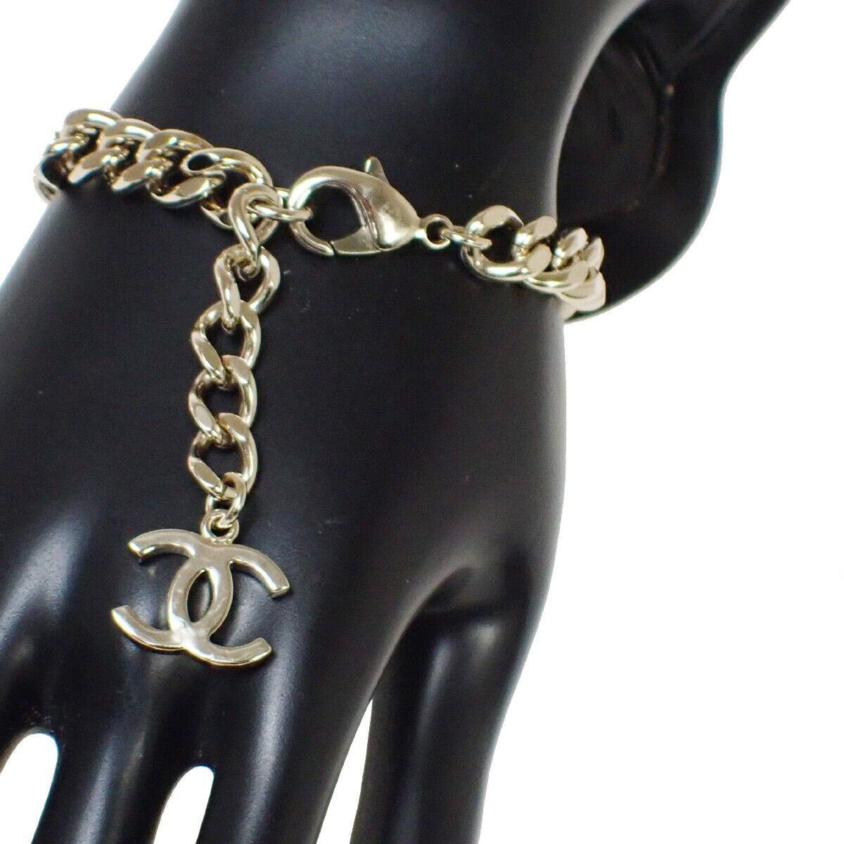 CHANEL CC Logo Chain Bracelet Bangle B22S GHW Italy Accessory 28RJ700