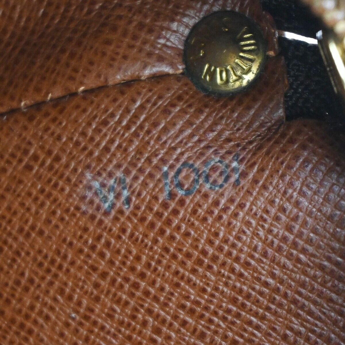 LOUIS VUITTON Logo Drouot Shoulder Bag Monogram Leather Brown M51290 99ED477