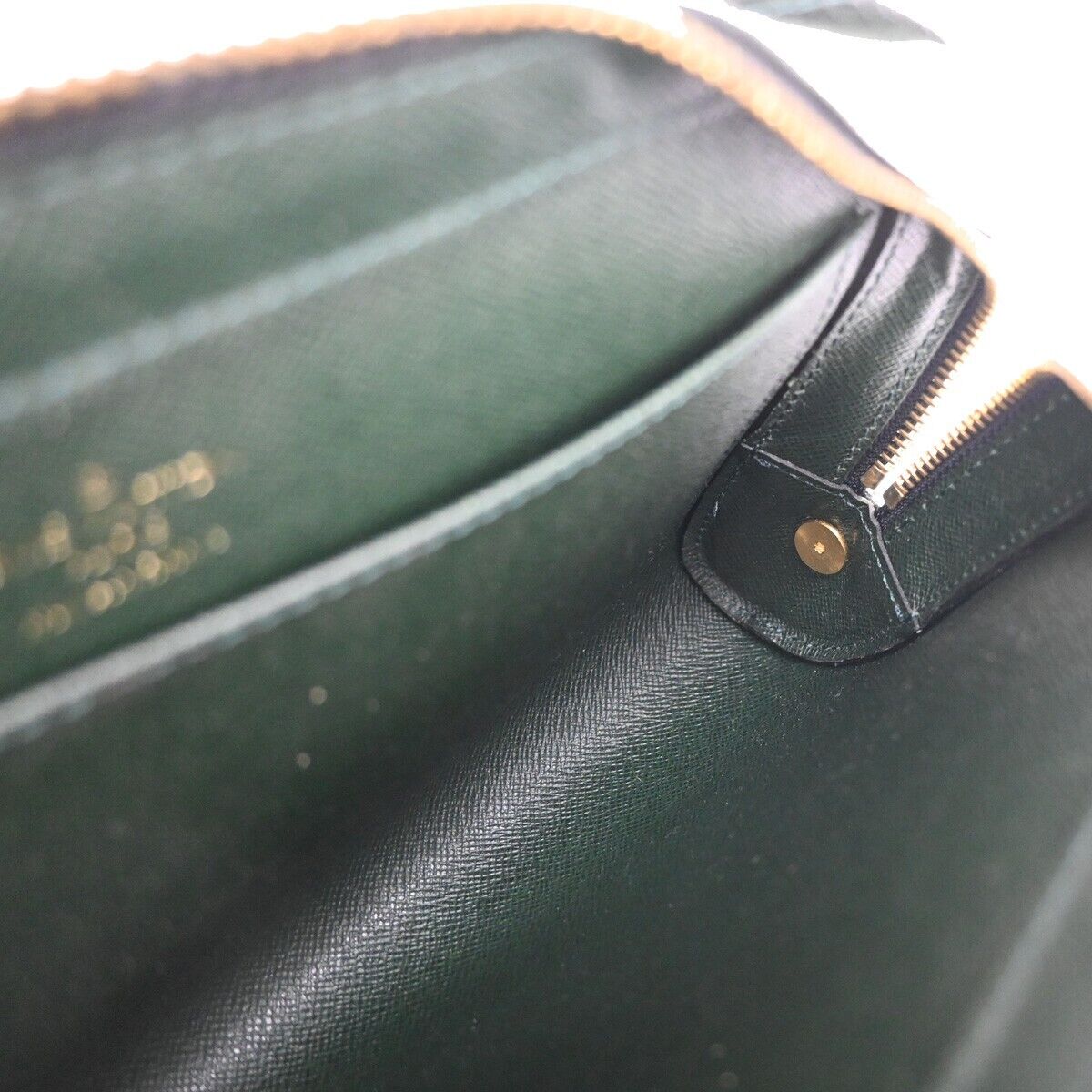 LOUIS VUITTON LV Logo BAIKAL Clutch Hand Bag Taiga Leather Epicea M30184 63FA407