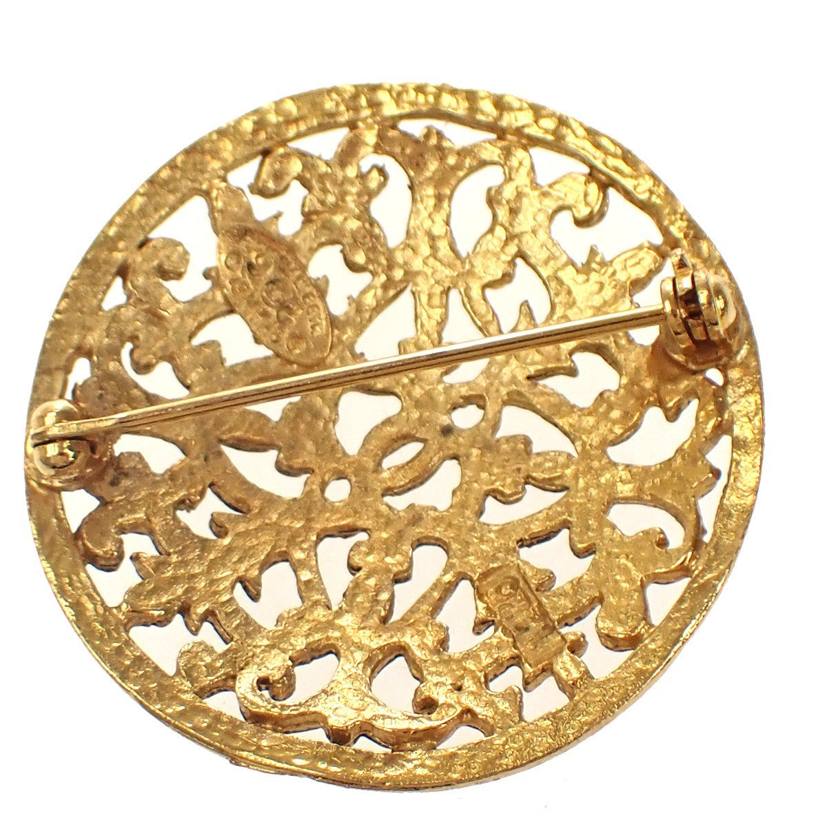 CHANEL CC Logo Round Pin Brooch 26 Gold GHW France Vintage 36YJ176