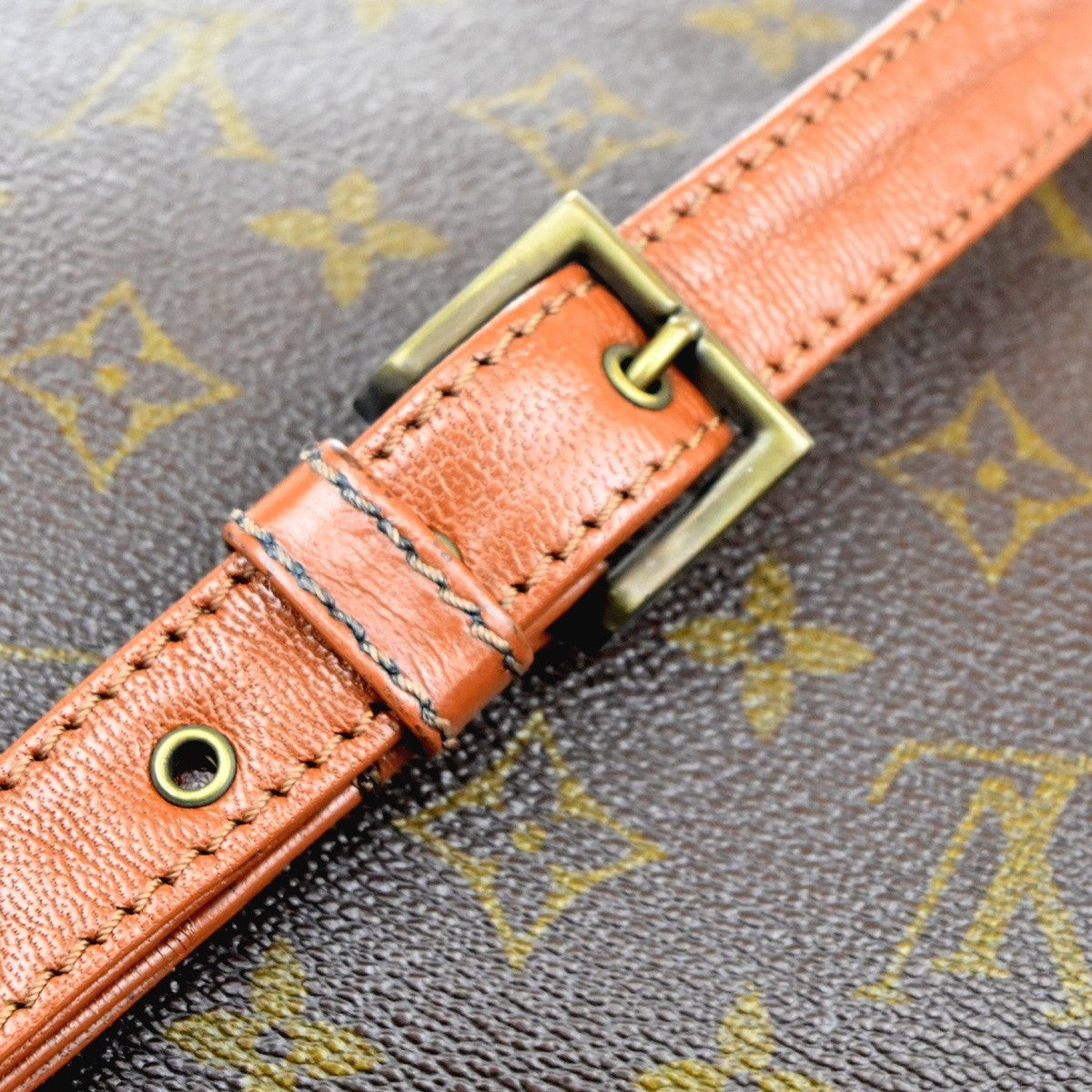 LOUIS VUITTON Sac Bandouliere 30 Shoulder Bag Monogram Leather BN M51364 68CA437