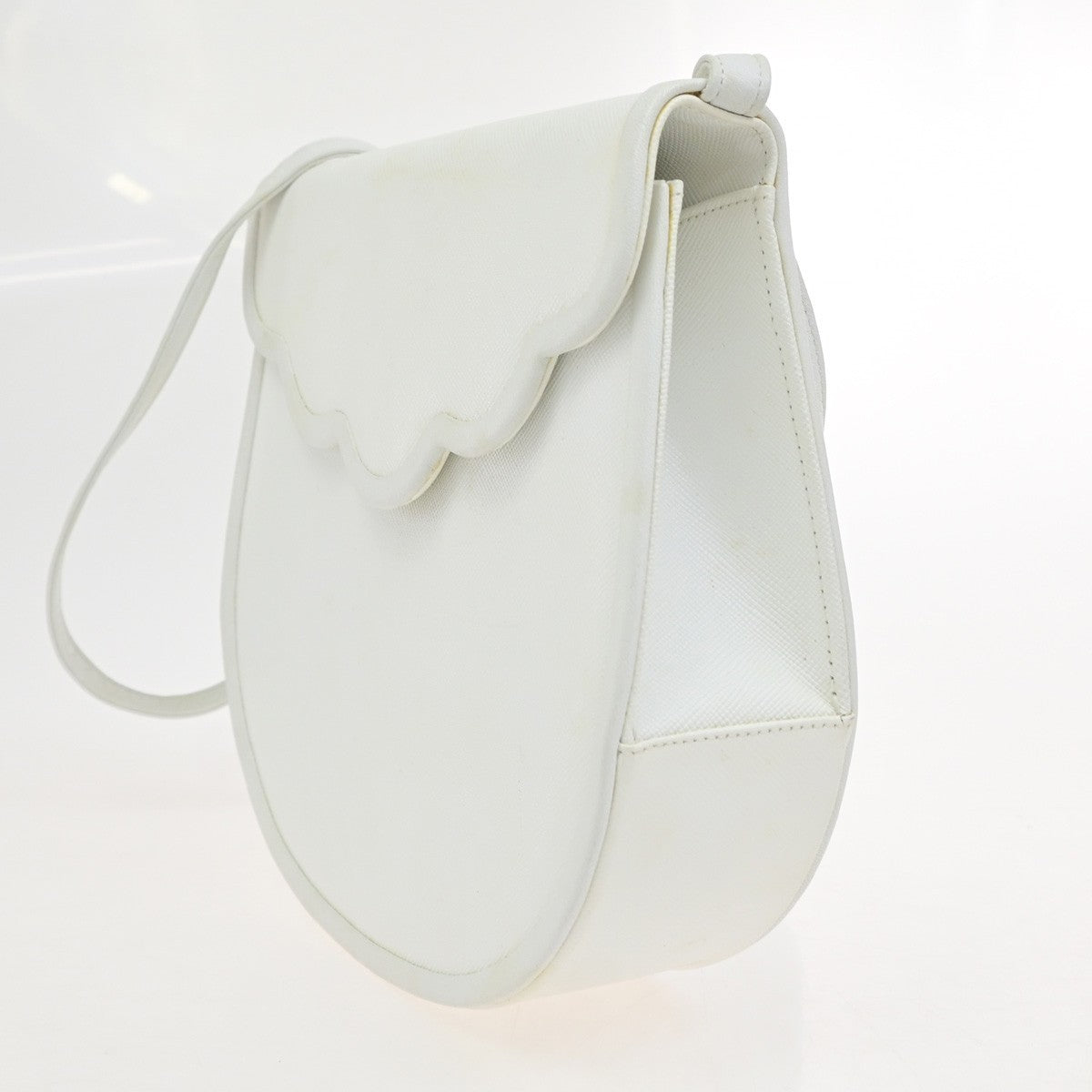 YVES SAINT LAURENT YSL Shoulder Bag Leather White GHW 67CB052