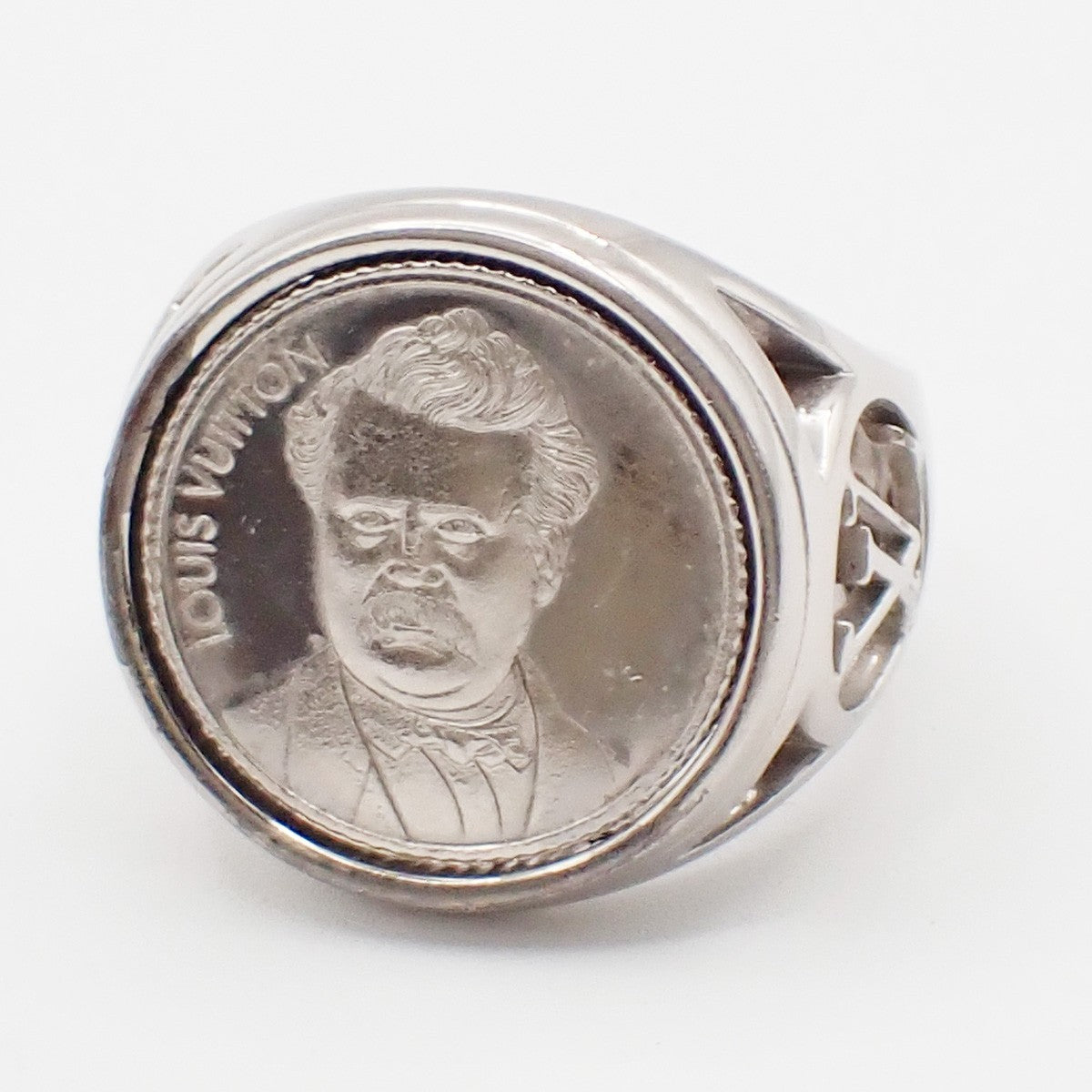 Louis Vuitton Chevaliere Medallion Ring Size M US 9 Metal Silver M63668 61RP010