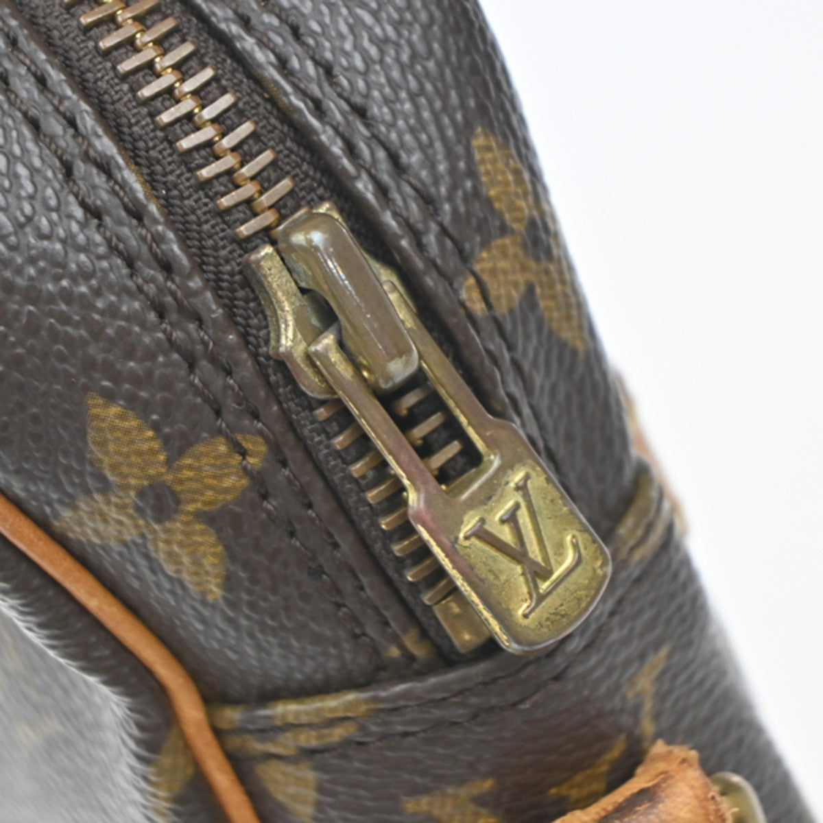 LOUIS VUITTON Danube Shoulder Bag Monogram Leather Brown France M45266 35KP275