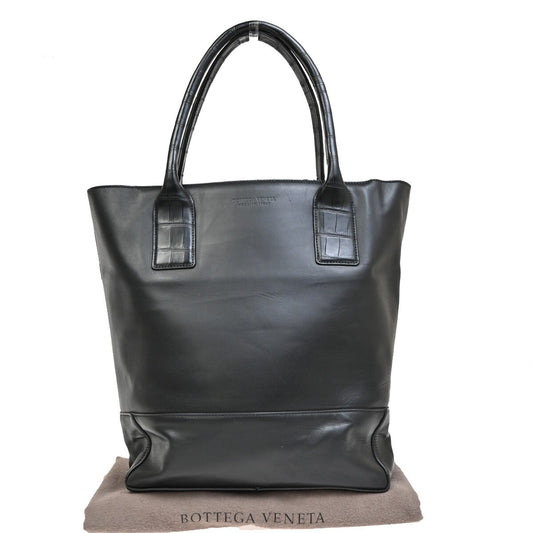 BOTTEGA VENETA Logo Shoulder Tote Bag embossing Leather Black Italy 75EF016