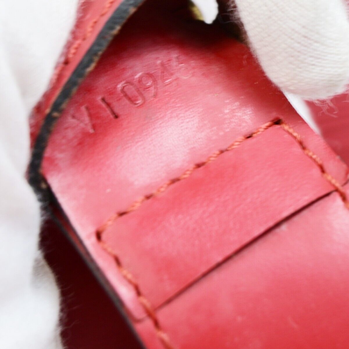 LOUIS VUITTON LV Sac De Paul PM Shoulder Bag Epi Leather Red M80197 37FA628