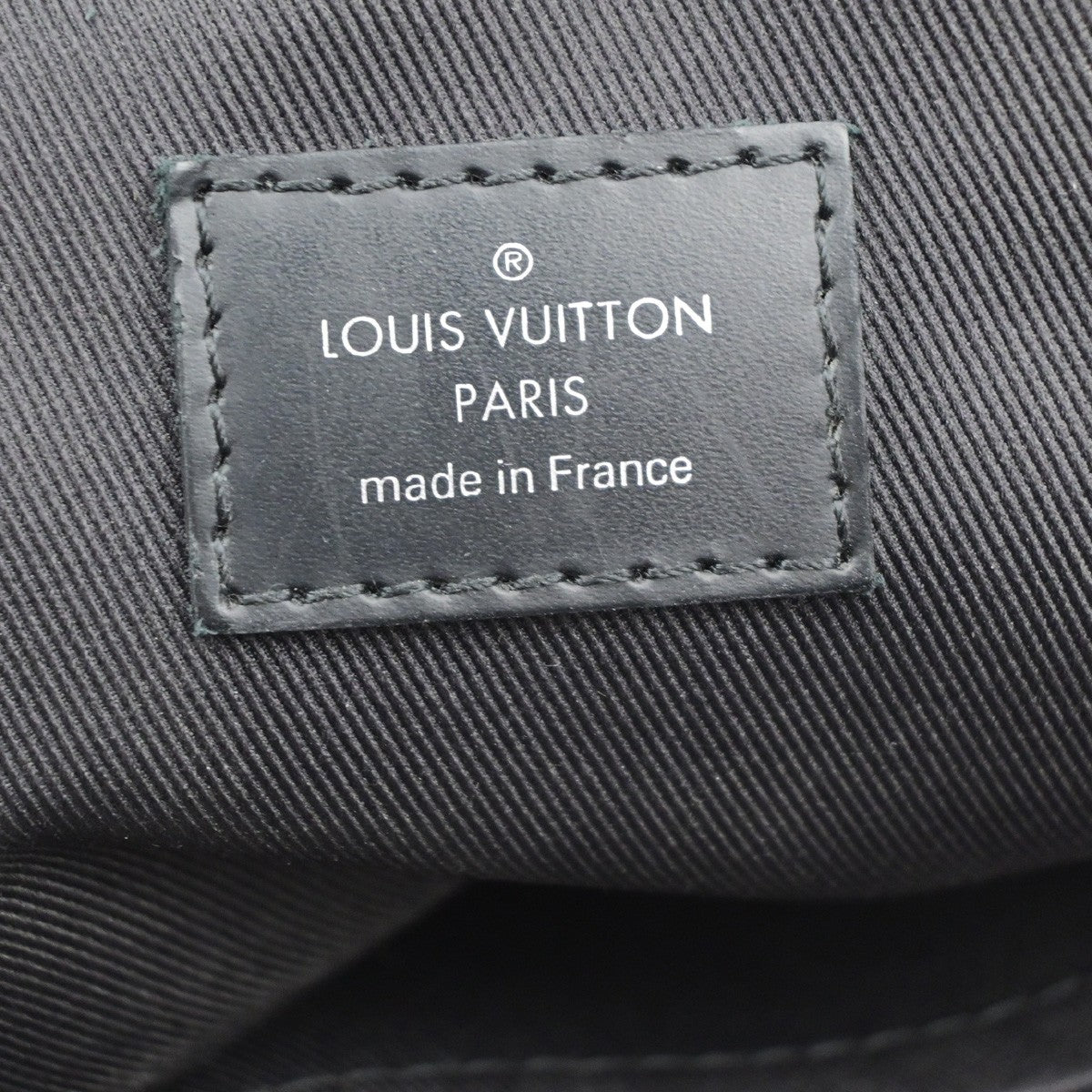 LOUIS VUITTON Avenue BodyBag Damier Graphite Leather BK N41719 678RQ084