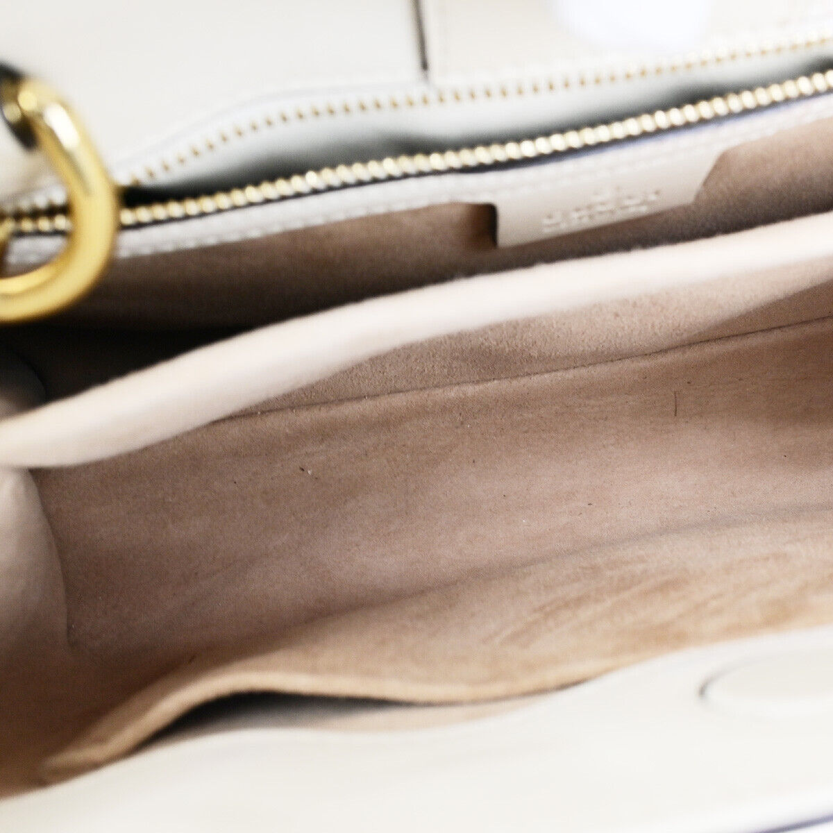 GUCCI Logo Sylvie Sherry 2 Way Shoulder Hand Bag Leather White GHW Italy 21YG624