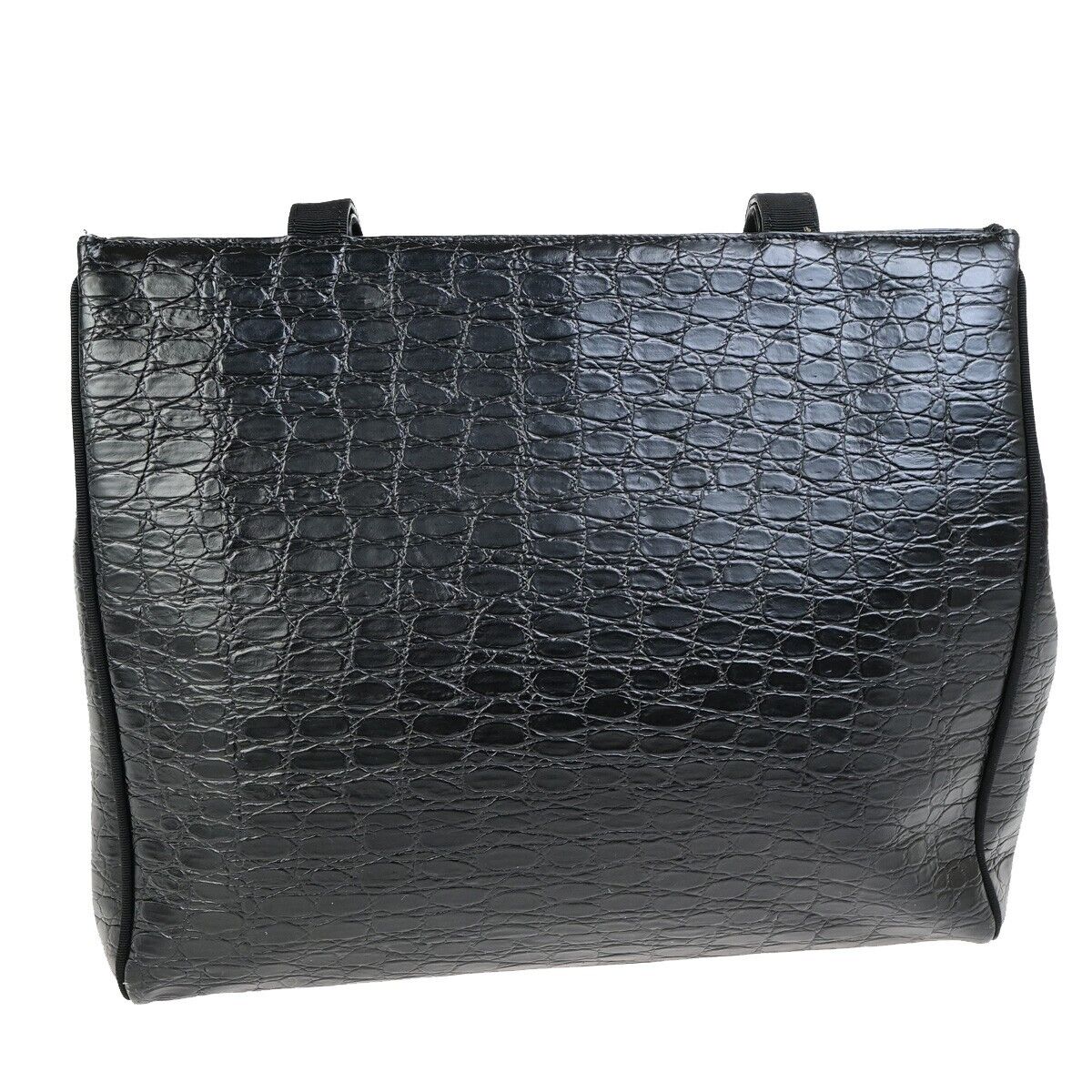 SALVATORE FERRAGAMO Vara Shoulder Bag Embossing Leather Black GHW Italy 68KA514