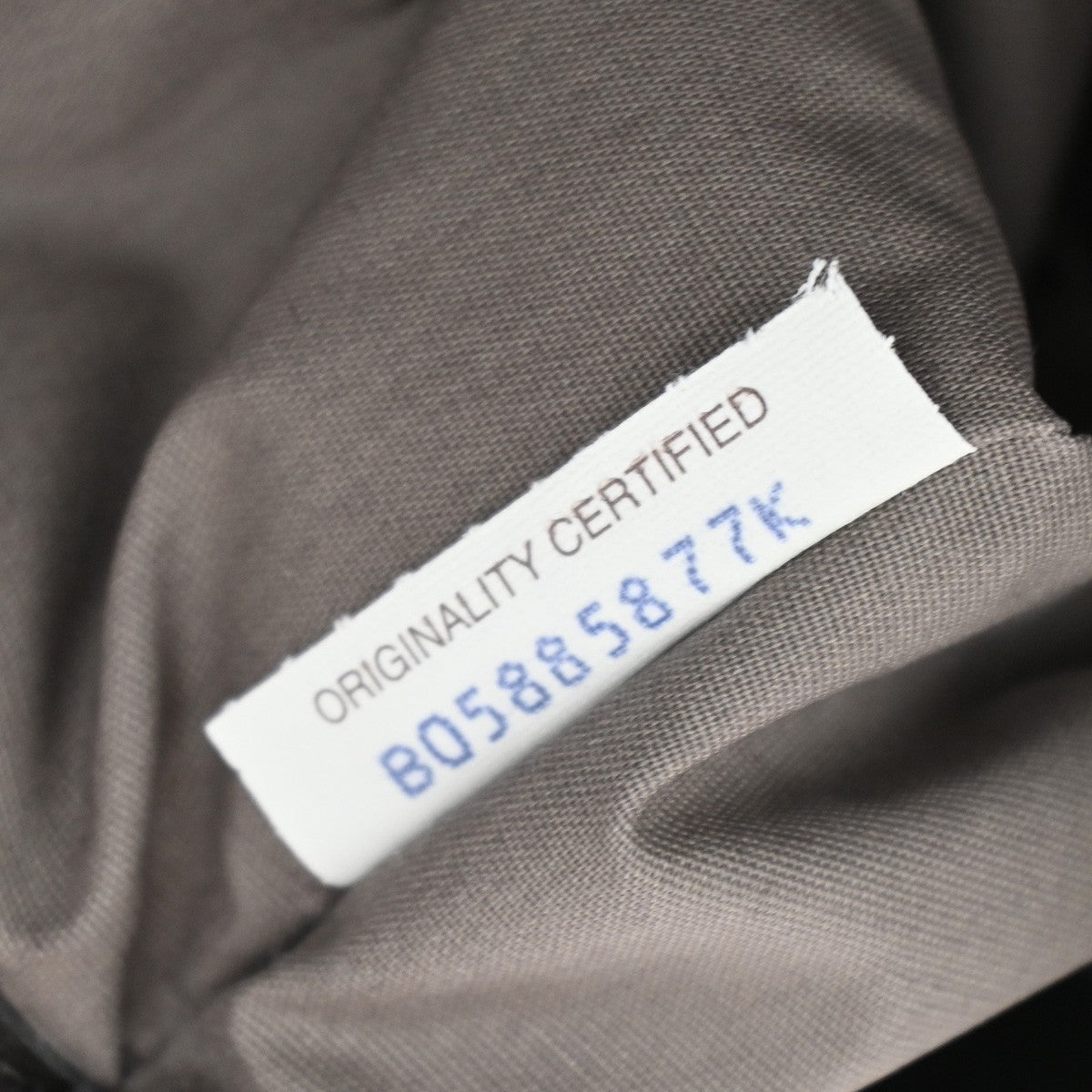 BOTTEGA VENETA Logo Intrecciato Clutch Hand Bag Leather Black Blue Red 04EG080