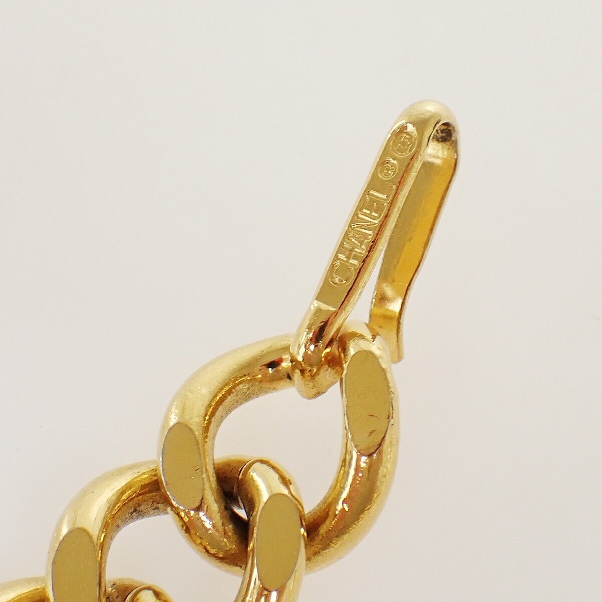 CHANEL CC Logo Medallion Charm Chain Belt Gold GHW Accessory 95RK026