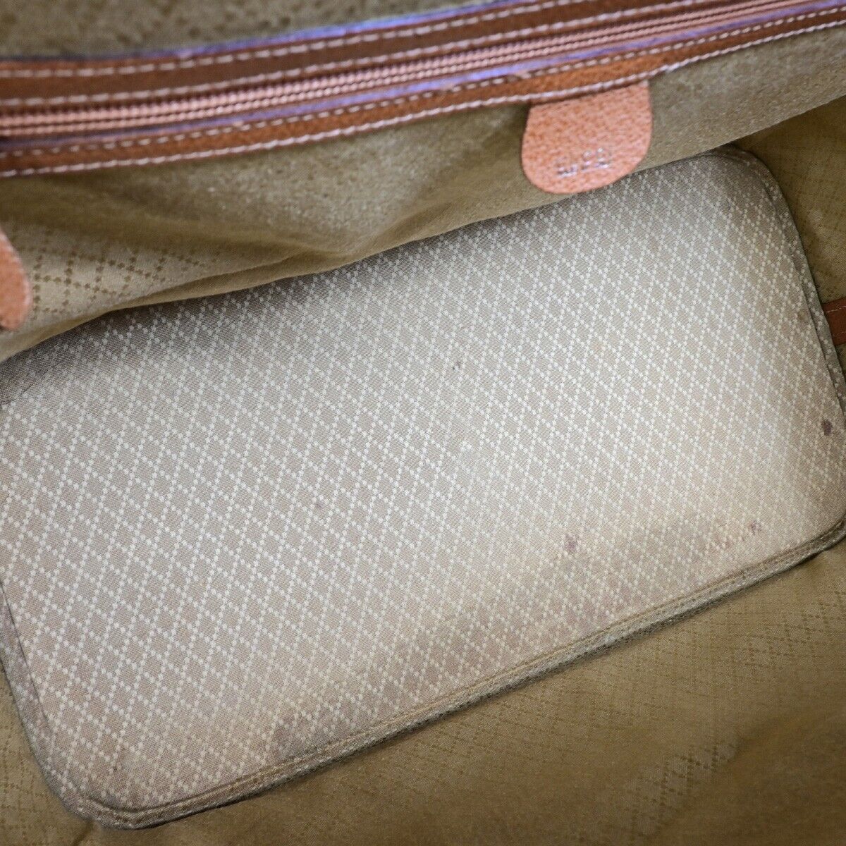 GUCCI Logo Camel Travel Hand Bag Leather Brown GWH Made In Italy 33FA974
