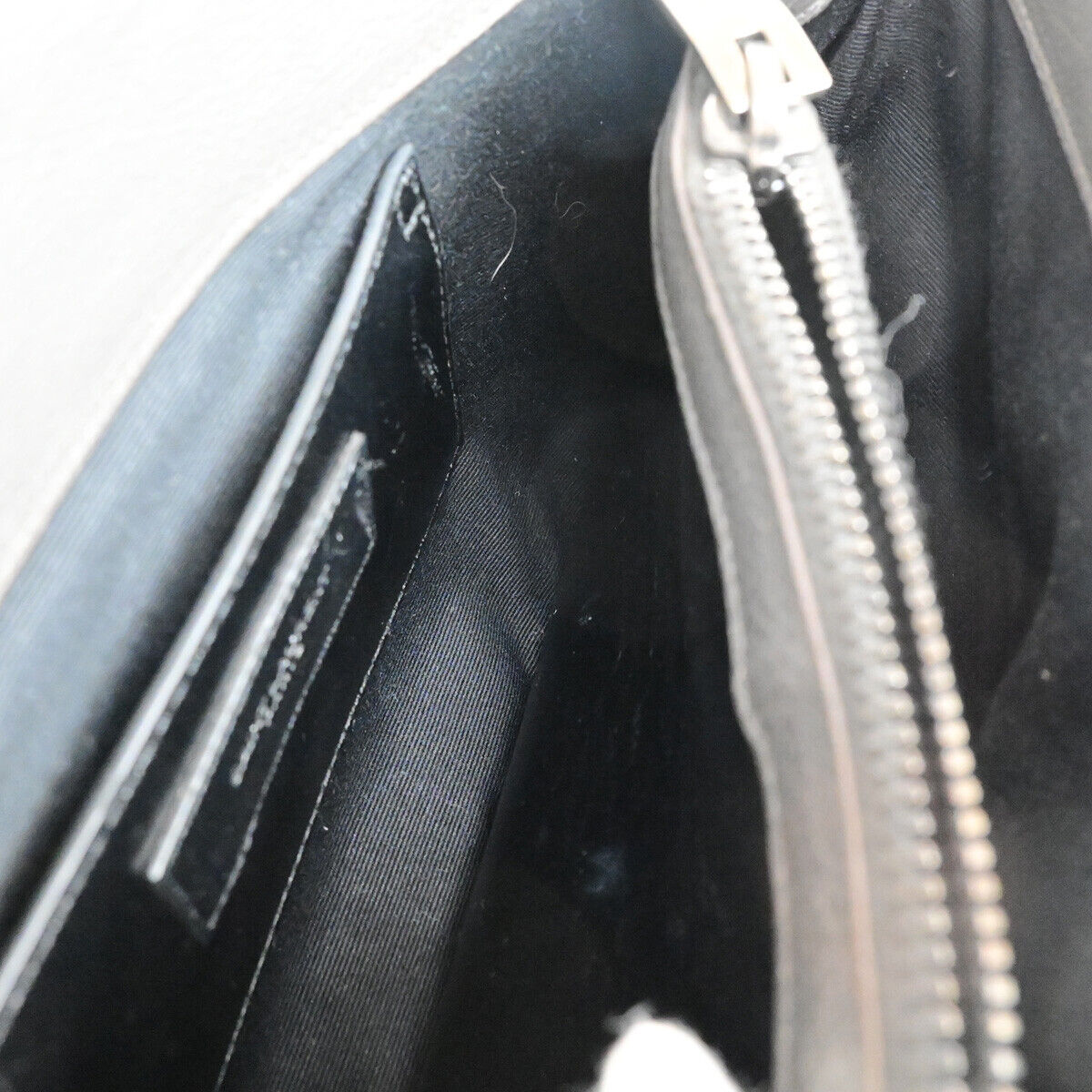 SAINT LAURENT College Medium Chain Shoulder Bag Quilted Leather Gray 667RK859