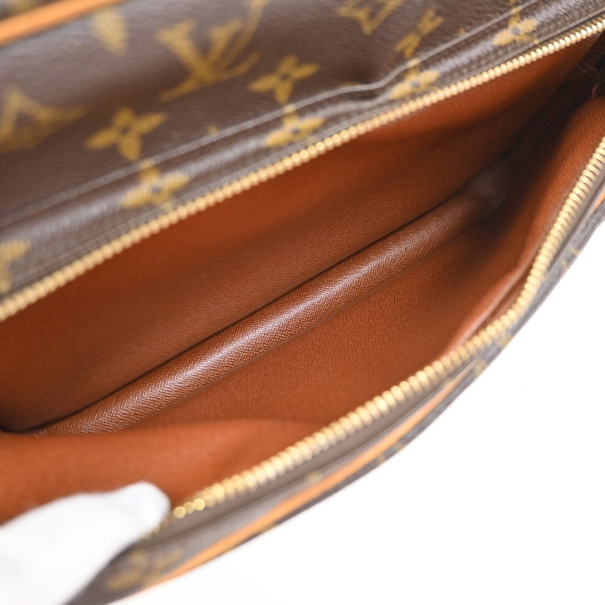 LOUIS VUITTON Nile Crossbody Shoulder Bag Monogram Leather Brown M45244 77YJ009