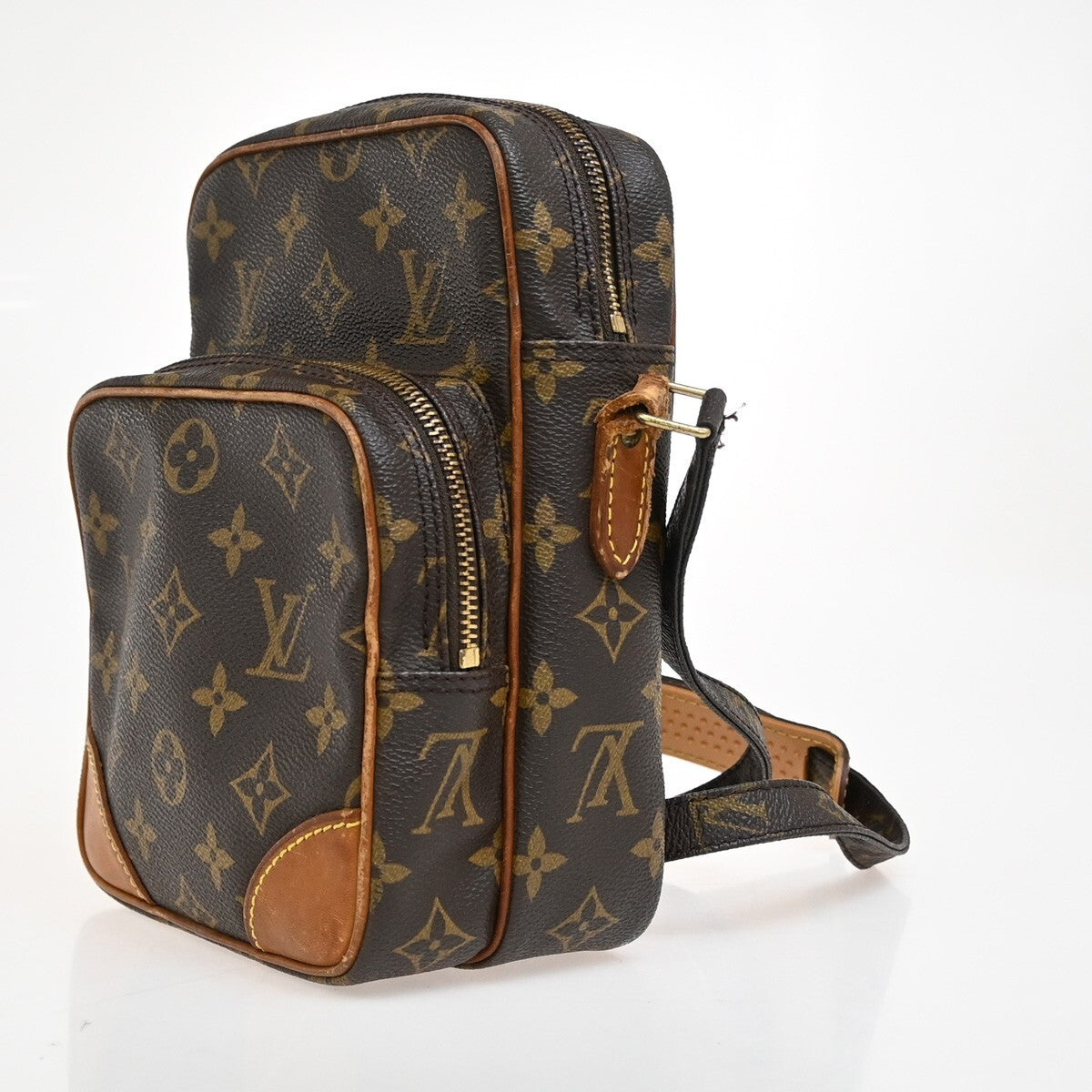 LOUIS VUITTON Amazon Crossbody Shoulder Bag Monogram Leather BN M45236 69EE168