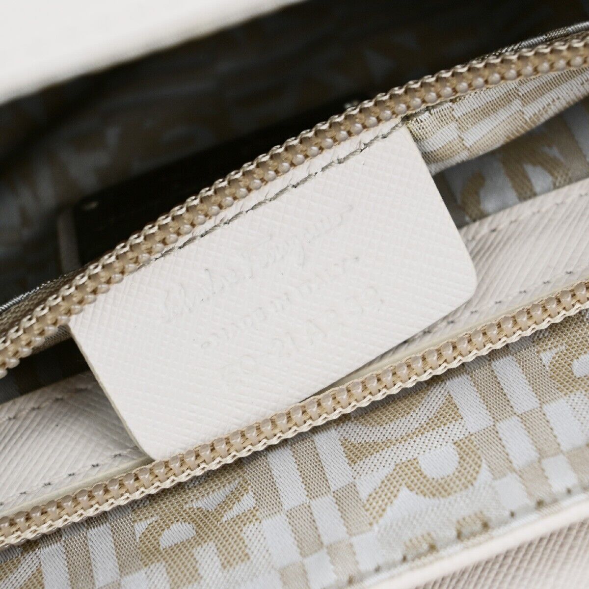 SALVATORE FERRAGAMO Logo Gancini 2Way Shoulder Bag Leather Ivory SHW 33EC737