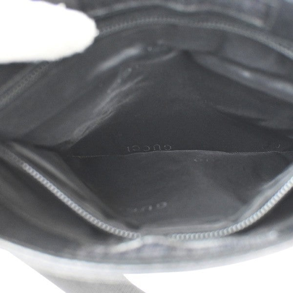29.Live GUCCI Logo Crossbody Shoulder Bag Nylon Leather Black SHW Italy 05KC142