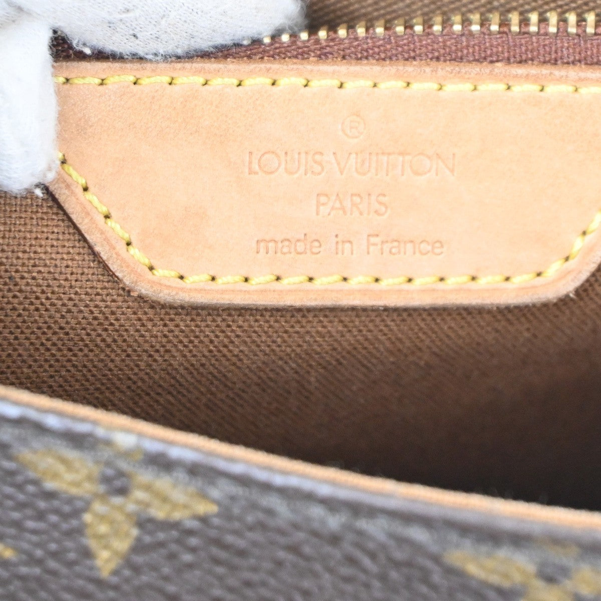 LOUIS VUITTON Abbesses Messenger Shoulder Bag Monogram Leather BN M45257 88MA232