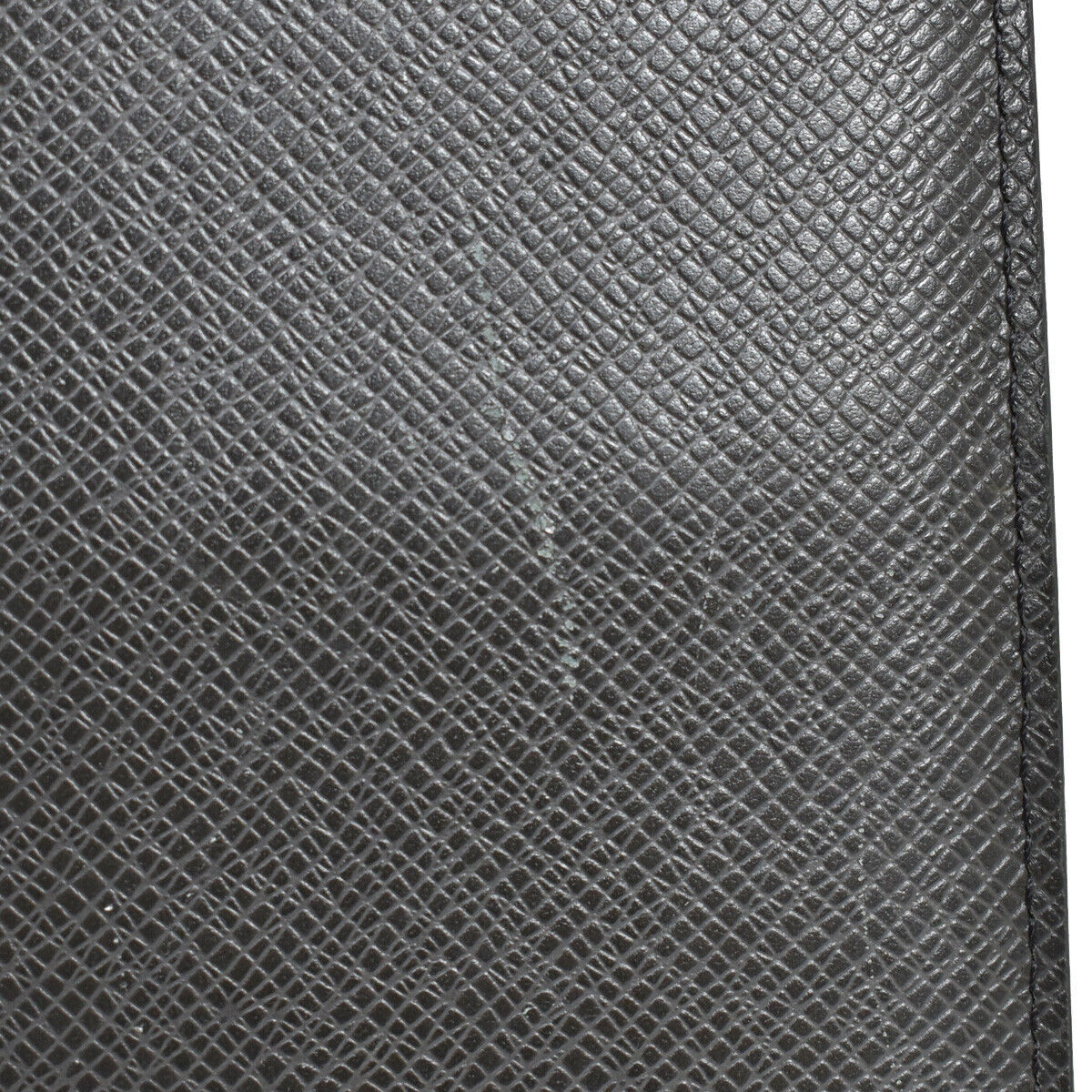 LOUIS VUITTON Portefeuille Long Bifold Wallet Taiga Leather Black M30541 04YC256