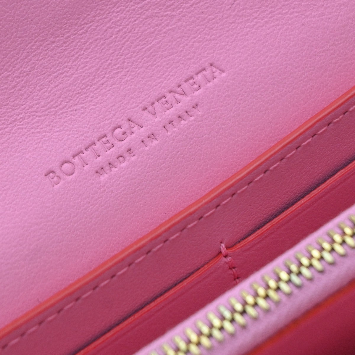 BOTTEGA VENETA Intrecciato Bicolor Bifold Long Wallet Leather Pink Red 37RF975