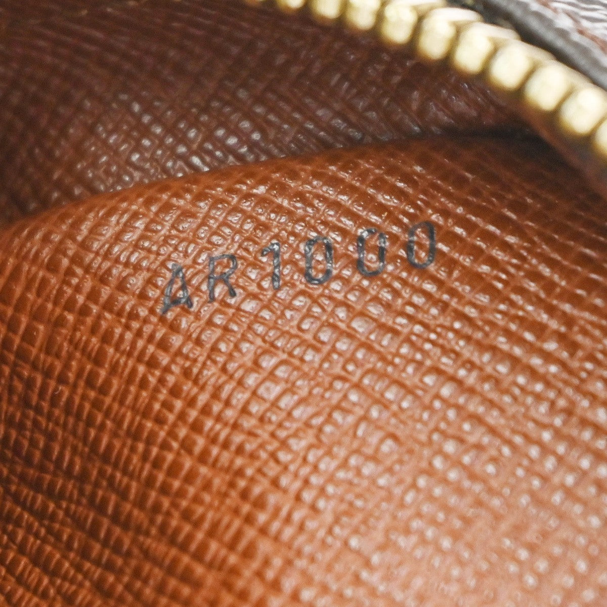 LOUIS VUITTON Amazon Crossbody Shoulder Bag Monogram Leather BN M45236 87MA596