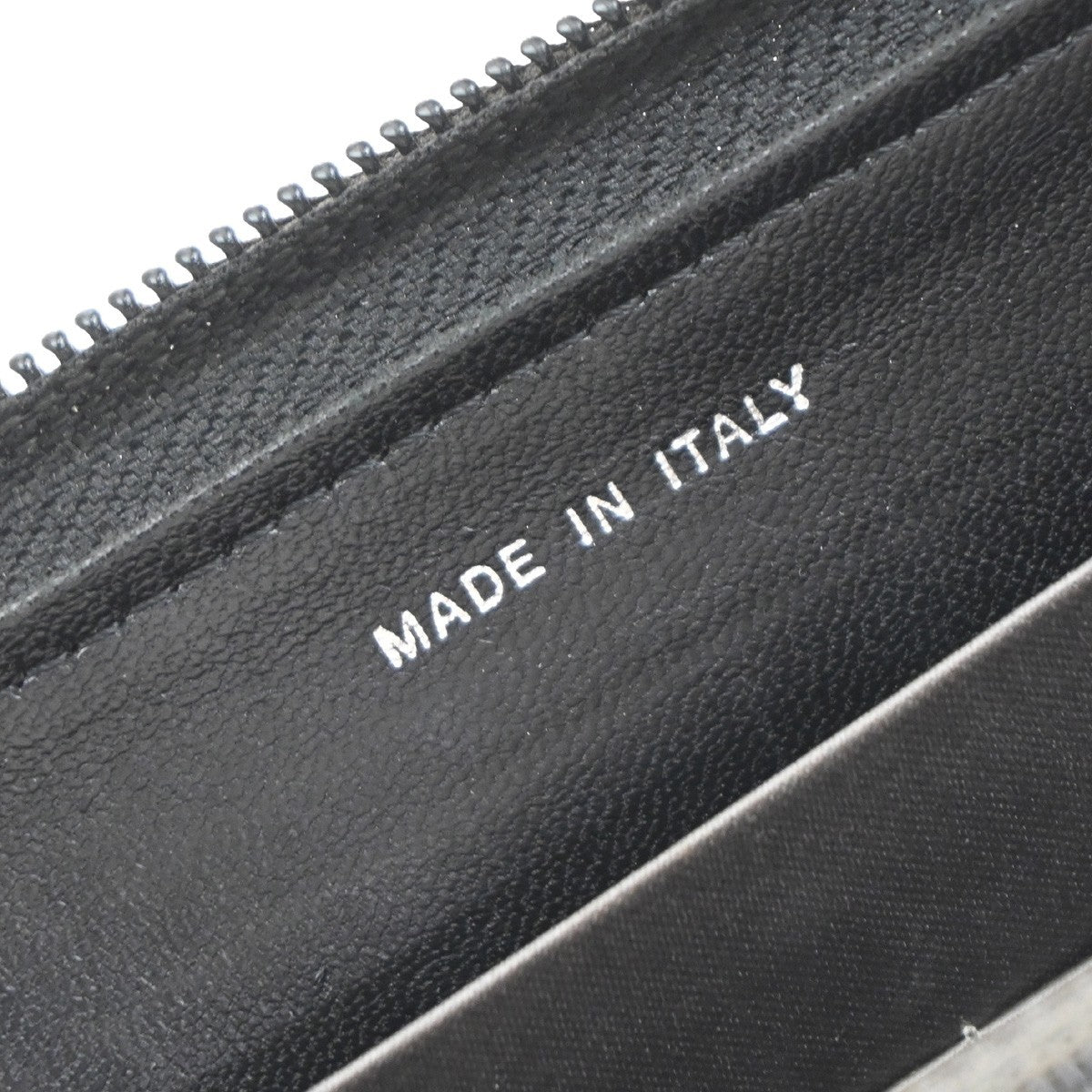 CHANEL CC Icon Matelasse Zipper Around Long Wallet Patent Leather Black 86RF619