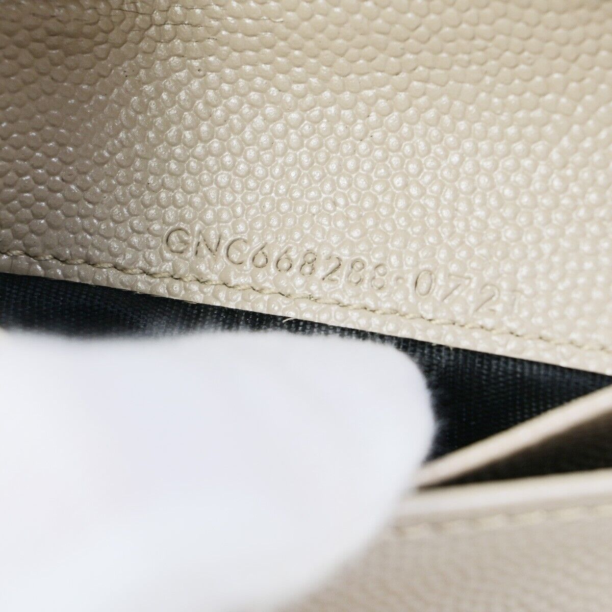 SAINT LAURENT YSL Logo Compact Bifold Wallet Purse Leather Beige GHW 38EC602