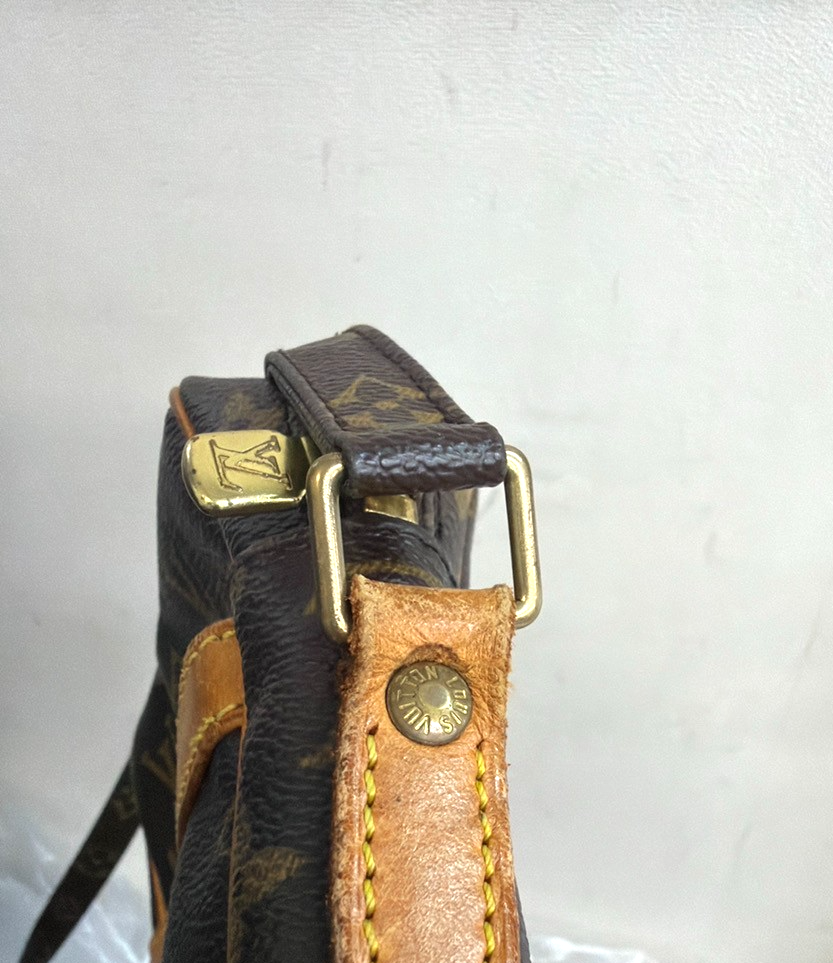LOUIS VUITTON Danube Shoulder Bag Monogram Leather Brown USA M45266 32KC974