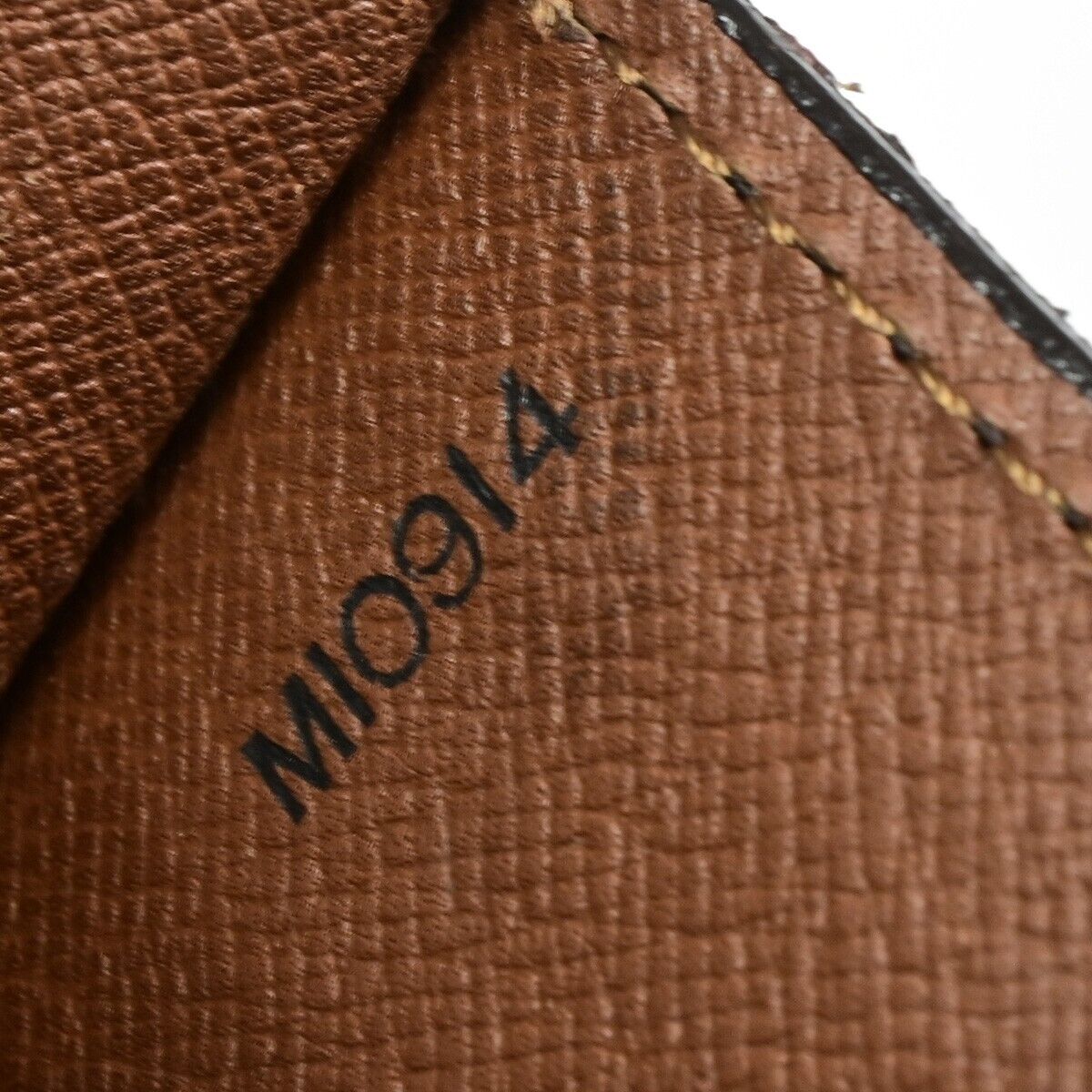 LOUIS VUITTON Porte Documents Bandouliere 2Way Hand Bag Monogram M53338 64EC567