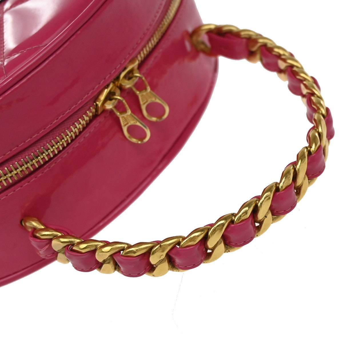 44.LiveCHANEL Matelasse Round Vanity Chain Hand Bag Patent Leather VTE 6735LC600
