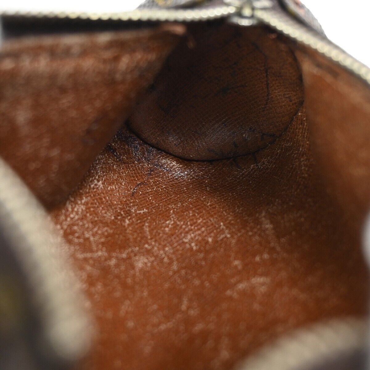 LOUIS VUITTON Logo Papillon Pouch Hand Bag Monogram Leather BN M51380 60FA542