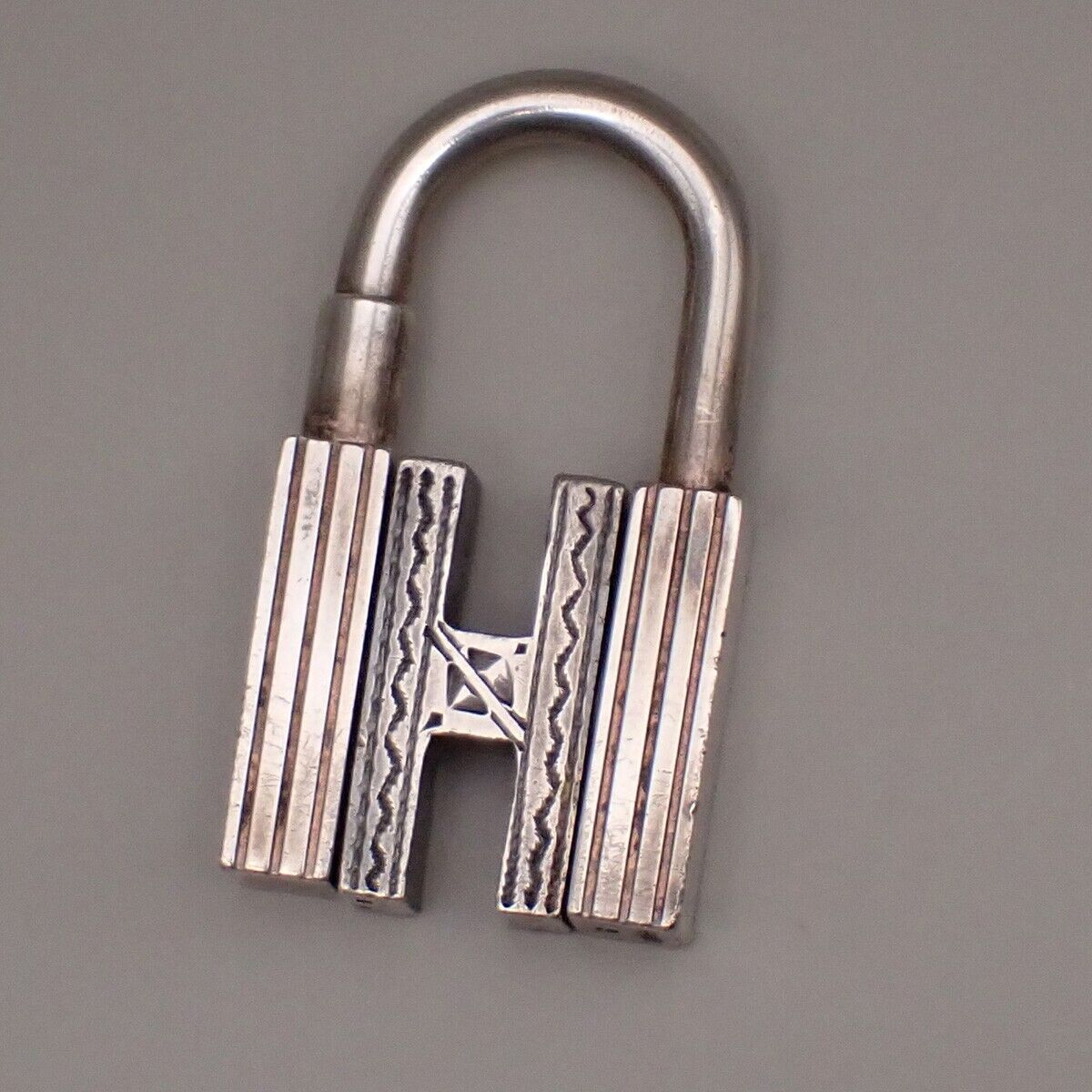 HERMES Logo Touareg H Cadena Padlock Bag Charm Silver 925 31RK897