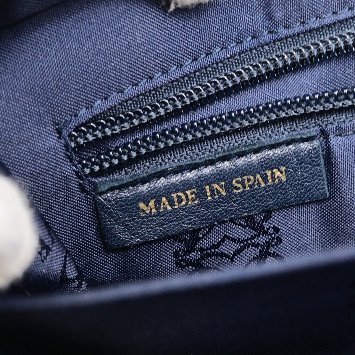 LOEWE Logo Anagram Shoulder Hand Bag Leather Navy Blue GHW Spain 66YJ270
