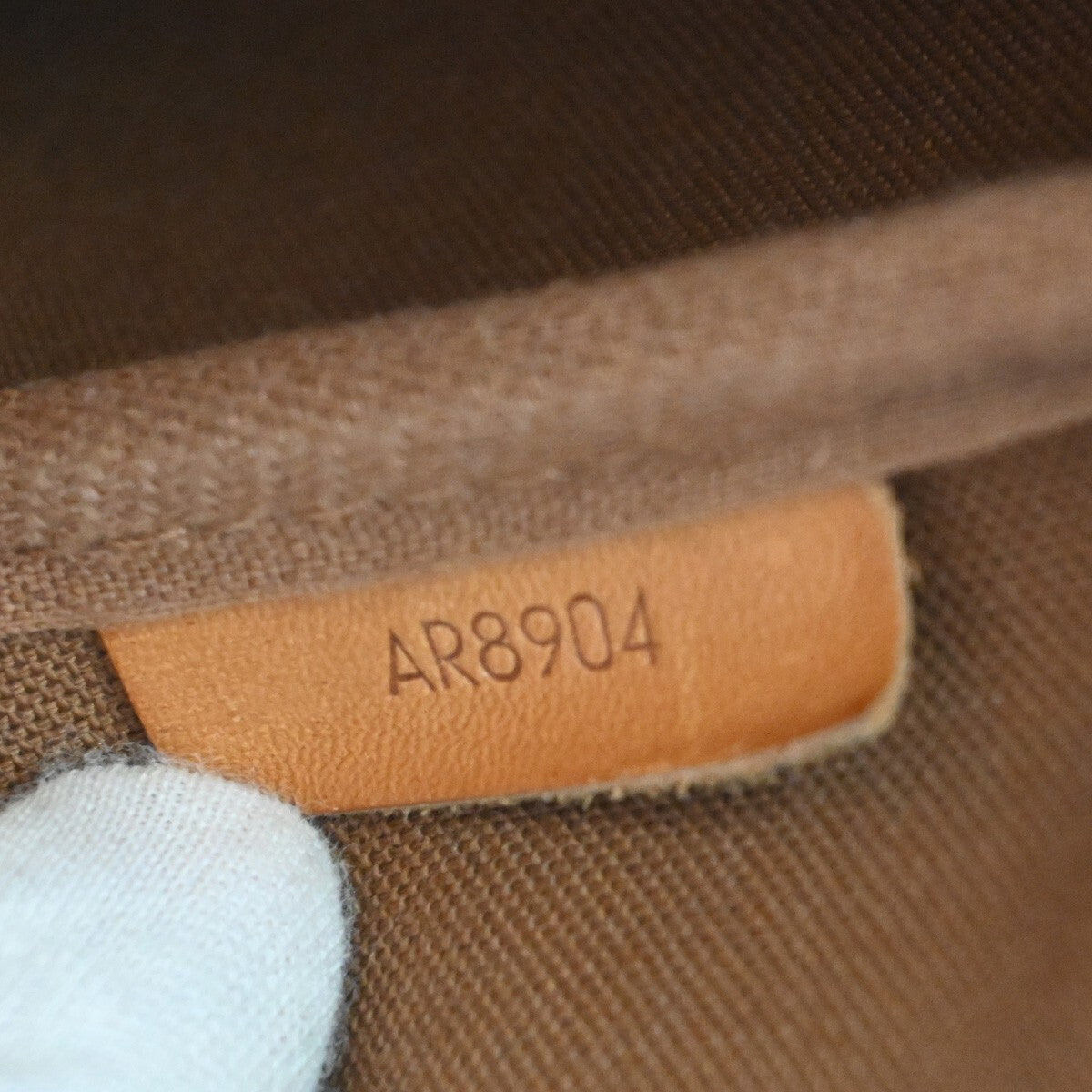 LOUIS VUITTON Logo Saumur 43 Shoulder Bag Monogram Leather Brown M42252 85FB601