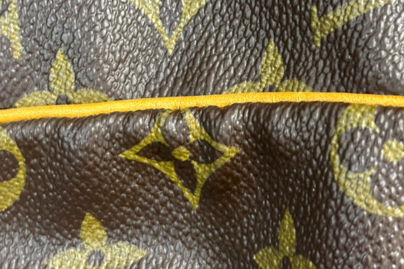 LOUIS VUITTON Sac Souple 35 Travel Hand Bag Monogram Leather BN M41626 77TA481