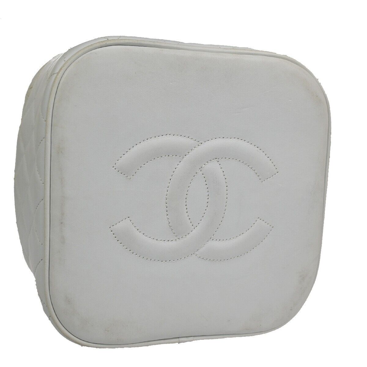 CHANEL Logo Matelasse Vanity Hand Bag Leather White GHW France Vintage 96RH435