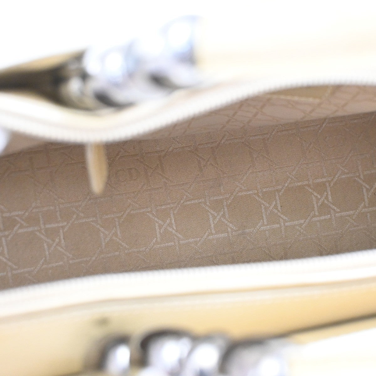 CHRISTIAN DIOR Maris Pearl Hand Bag  Hand Bag Patent Leather Beige SHW 30YH858