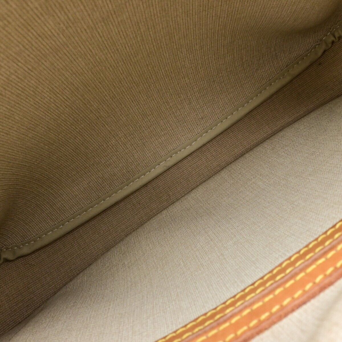 LOUIS VUITTON Reporter PM Crossbody Shoulder Bag Monogram Leather M45254 87ED242