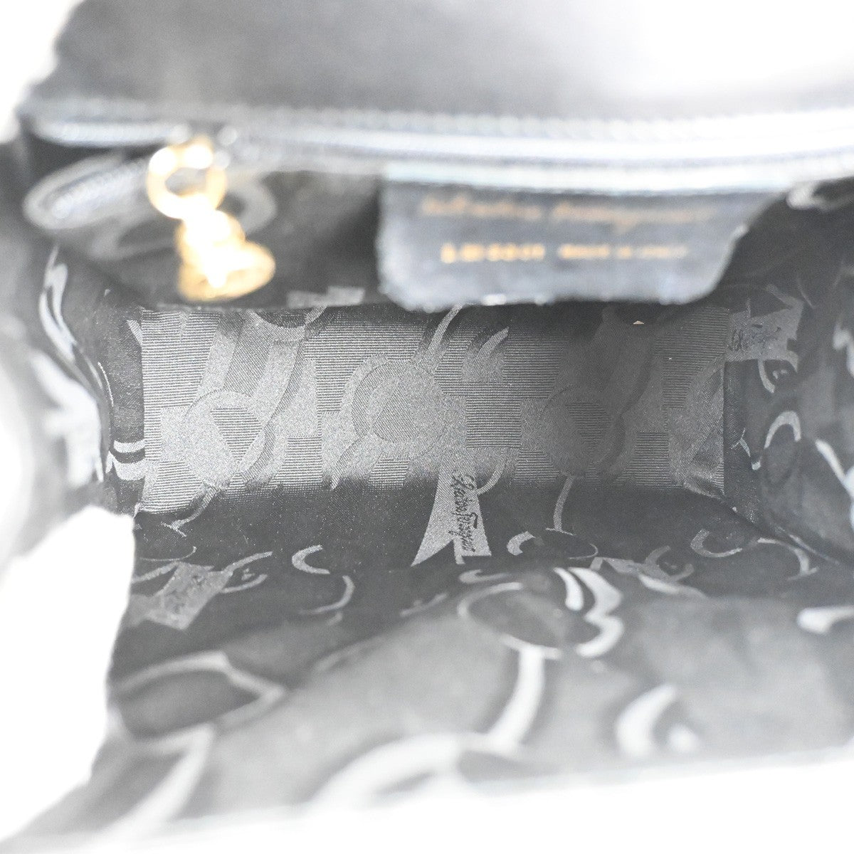 Salvatore Ferragamo Logo Vara flap Hand bag Leather Black GHW Italy 62MA110