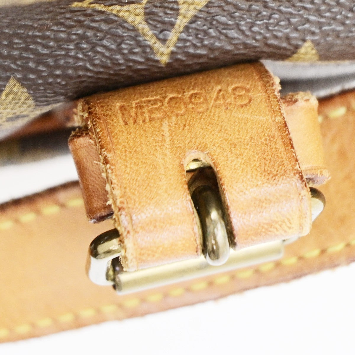 LOUIS VUITTON Logo Saumur 30 Shoulder Bag Monogram Leather Brown M42256 73CB038