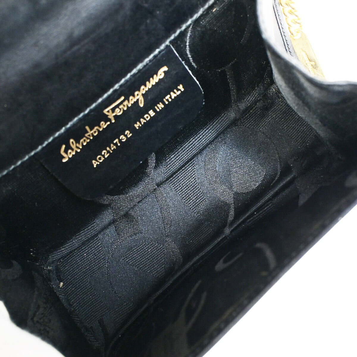 SALVATORE FERRAGAMO MIni Chain Shoulder Bam Bag Embossing Leather GHW 67SJ078