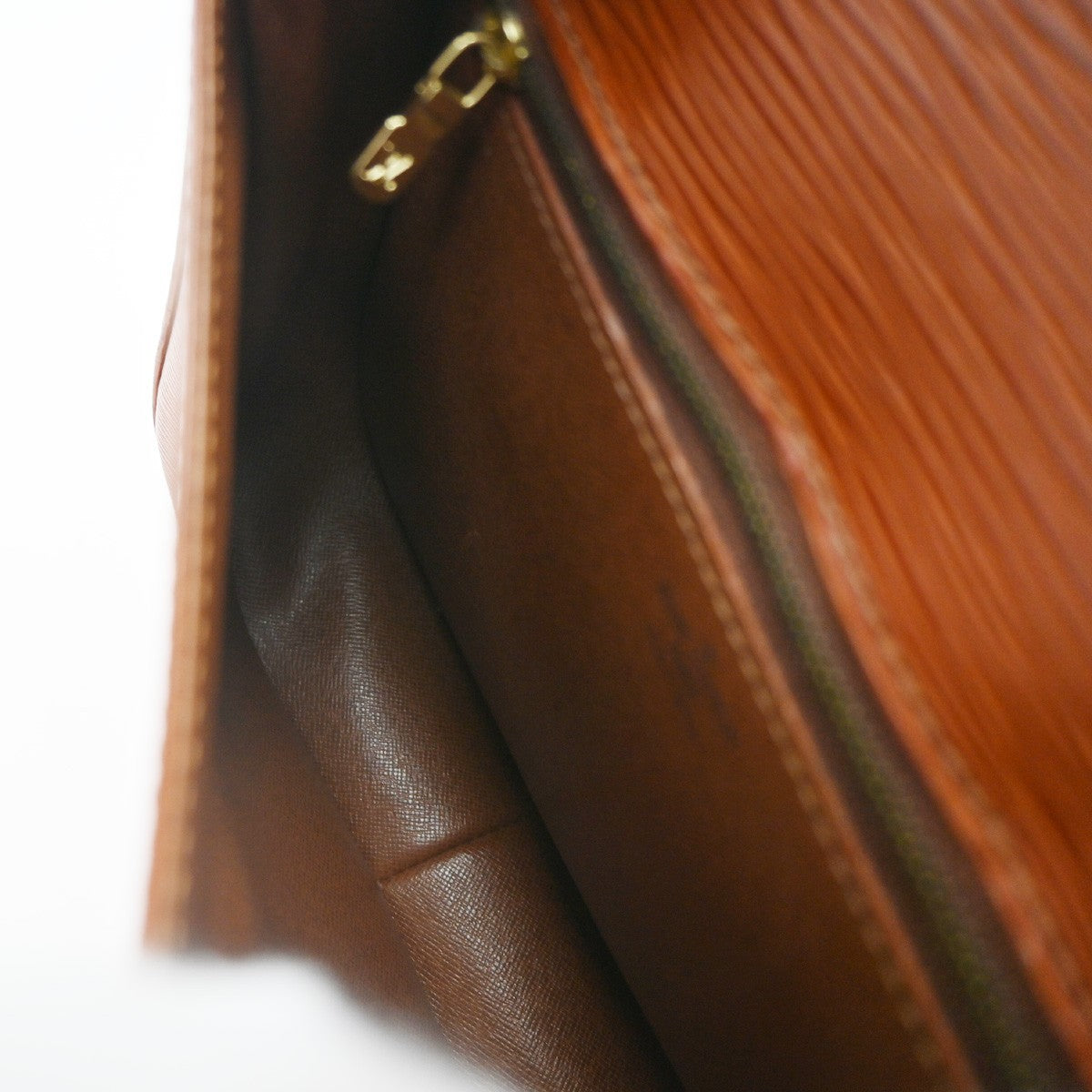LOUIS VUITTON LV Logo Saint Cloud GM Shoulder Bag Epi Leather BN M52193 80CA748