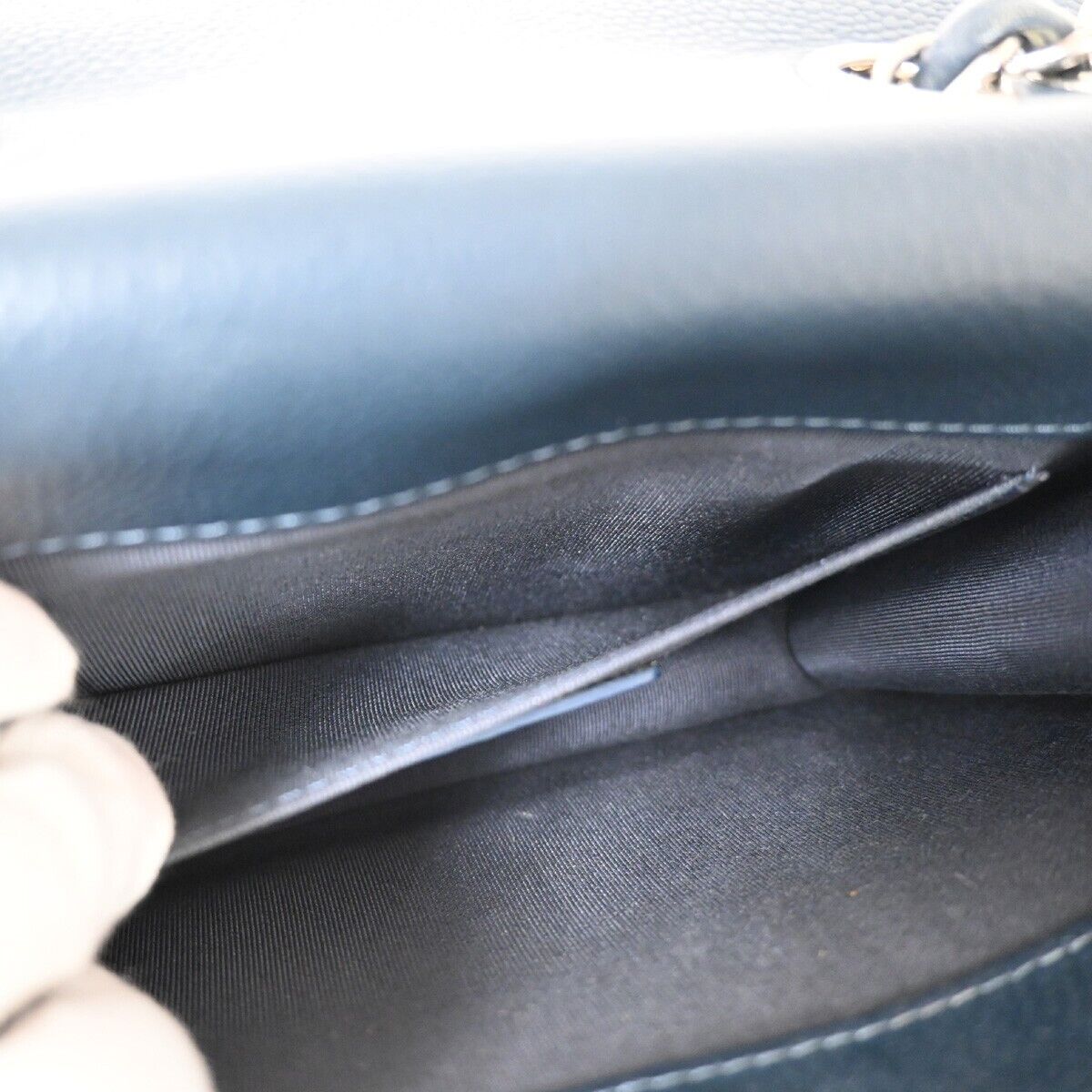 CHANEL CC Logo Matelasse Chain Shoulder Bag Leather Navy Blue silver 805RF077