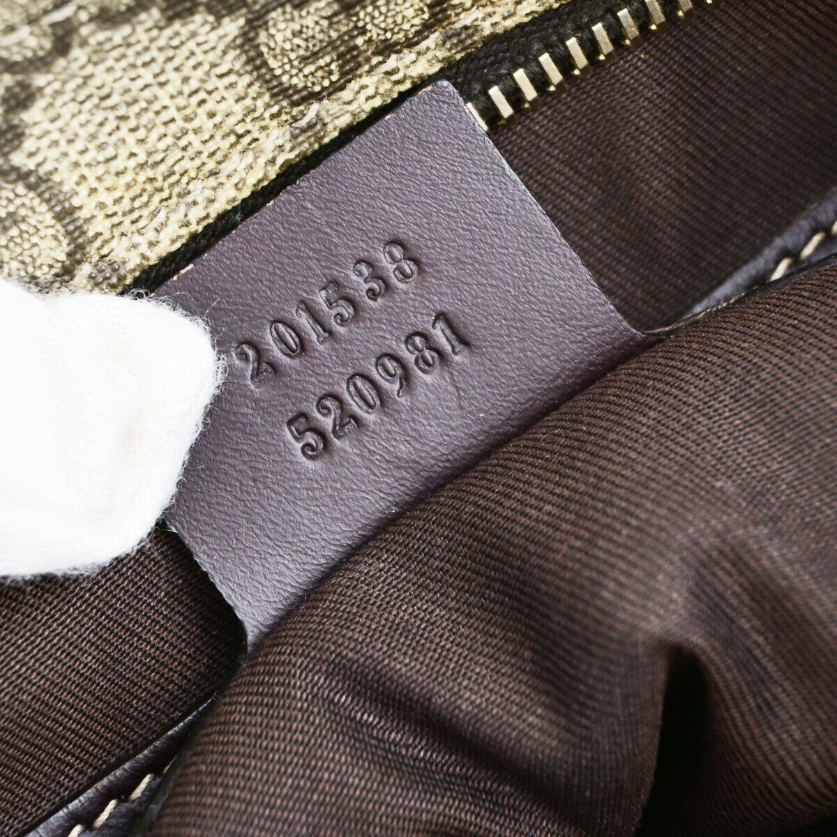 GUCCI Logo GG Pattern Shoulder Bag PVC Leather Canvas Brown GHW Italy 89EC963