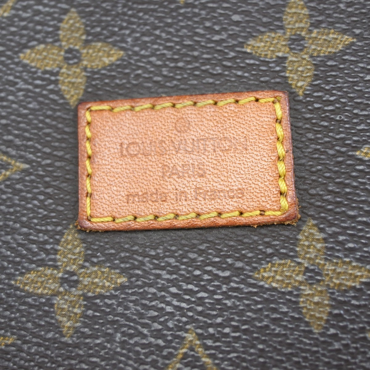 LOUIS VUITTON Logo Saumur 30 Shoulder Bag Monogram Leather Brown M42256 83CA215