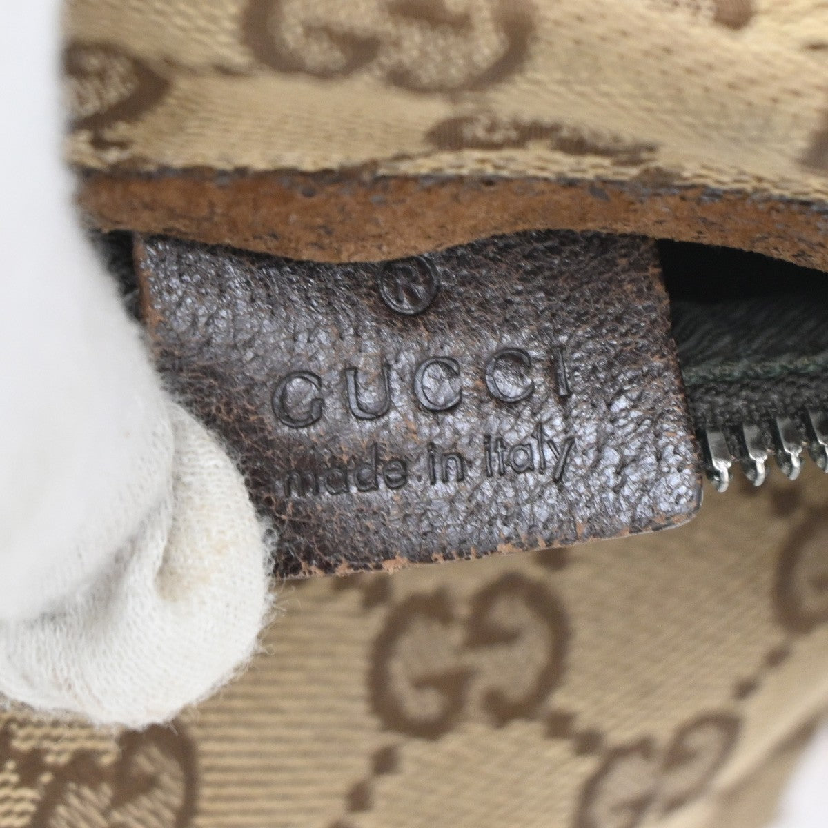 GUCCI GG Pattern Bum Body Bag Canvas Leather Brown Beige SHW Italy 62DA027