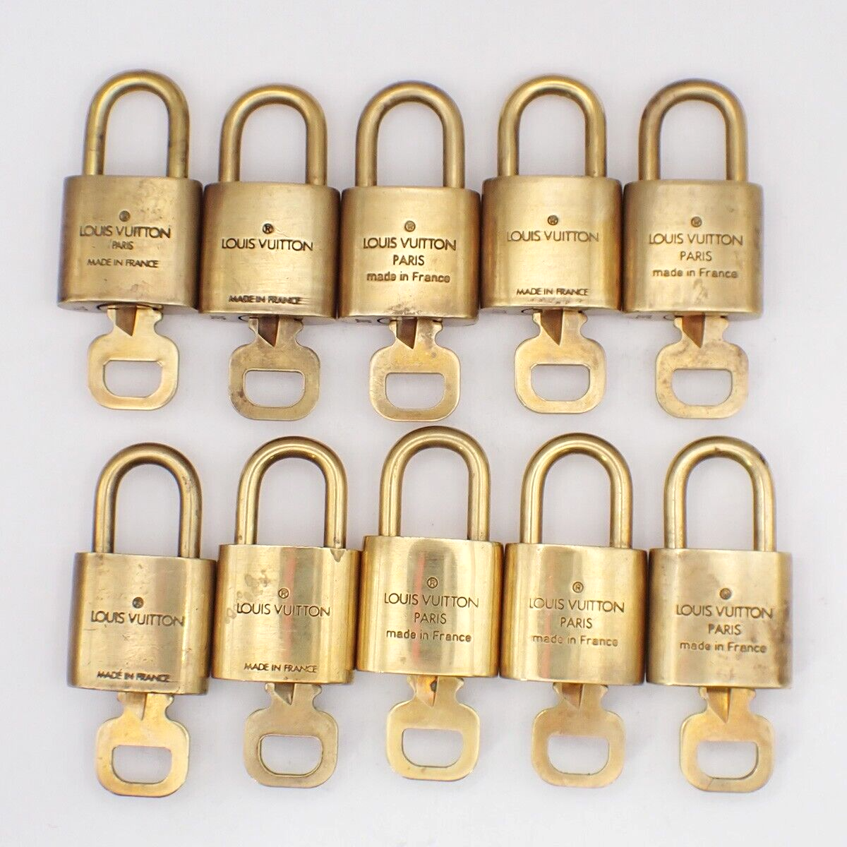 LOUIS VUITTON LV 10 Set  Padlock Key Bag Charm Cadena Gold Plated France 61YF804