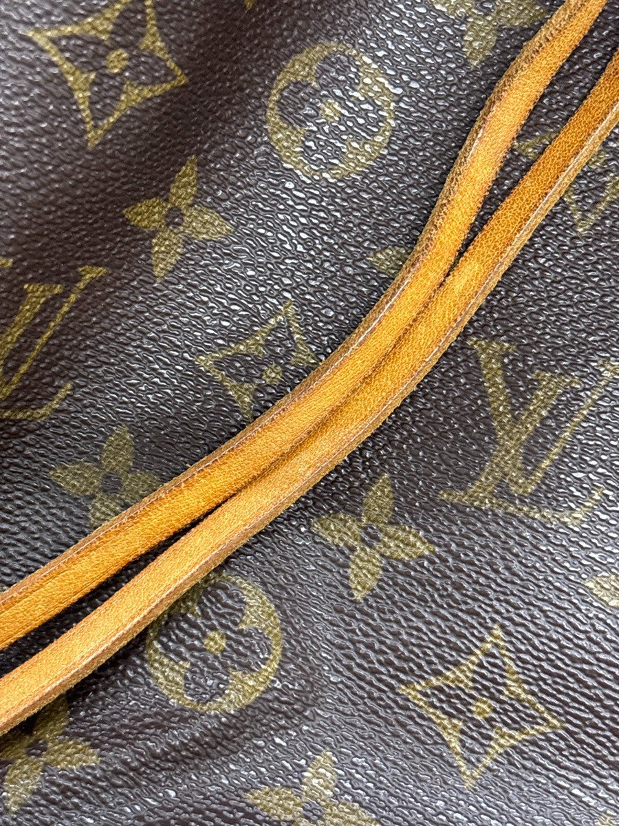 LOUIS VUITTON Petit Noe Drawstring Shoulder Bag Monogram Leather M42226 70MA705